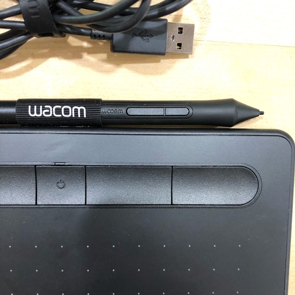 SOLD Wacom Intuos Tablet - Picture 2 of 5